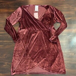 Serra Velvet Wrap Dress in Maroon (L)